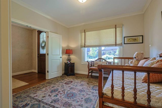 9808 Orchard Trail, Montgomery, OH 45242