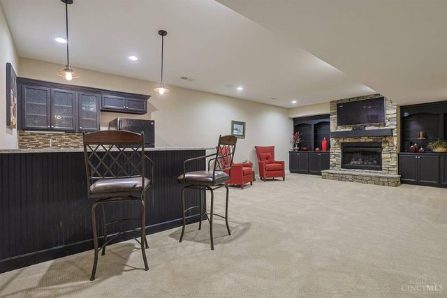 9808 Orchard Trail, Montgomery, OH 45242
