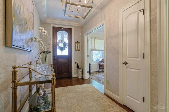 9808 Orchard Trail, Montgomery, OH 45242