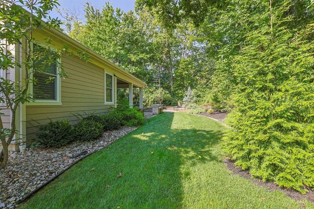 9808 Orchard Trail, Montgomery, OH 45242