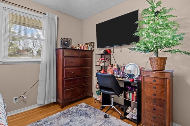 58 Florence St, Mc Ewen, TN 37101