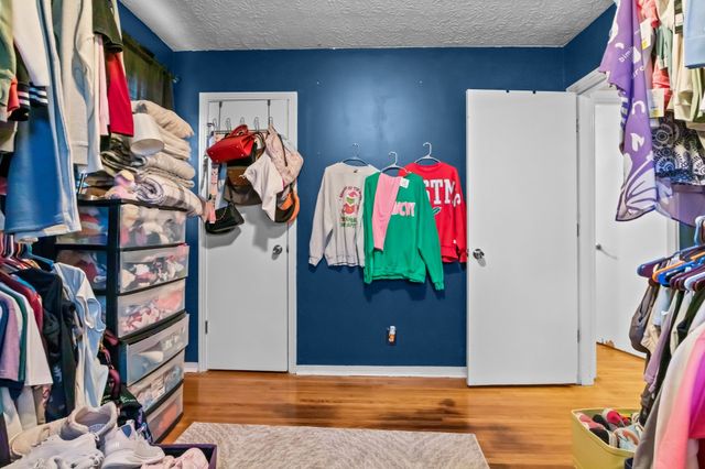 58 Florence St, Mc Ewen, TN 37101