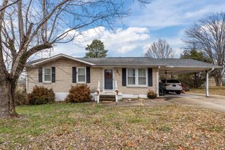 58 Florence St, Mc Ewen, TN 37101