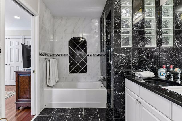 480 Highcroft Road, Wayzata, MN 55391