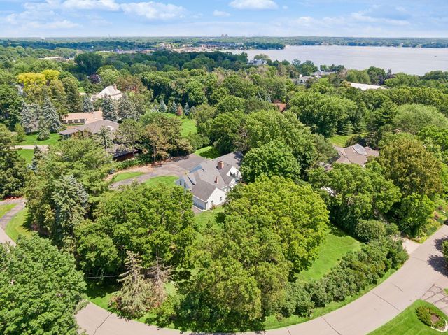 480 Highcroft Road, Wayzata, MN 55391