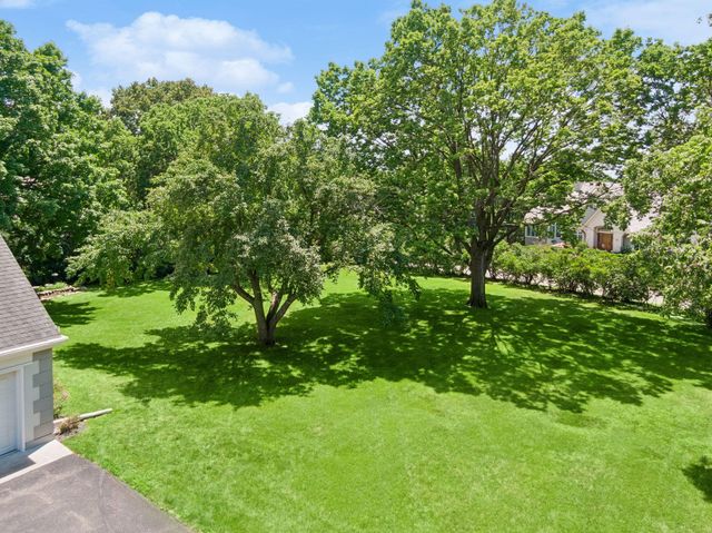 480 Highcroft Road, Wayzata, MN 55391