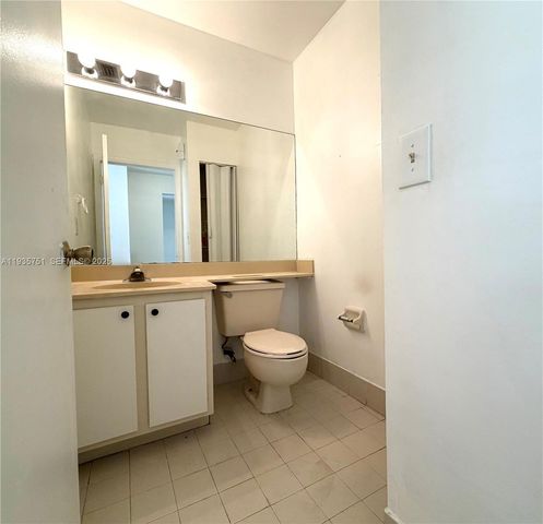 13922 SW 102nd Ln, Miami, FL 33186