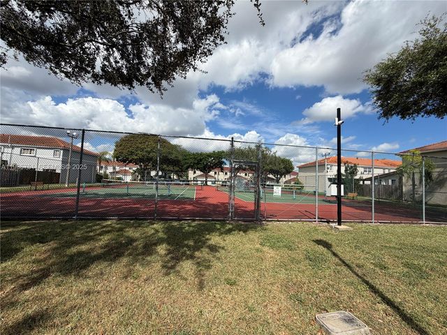 13922 SW 102nd Ln, Miami, FL 33186