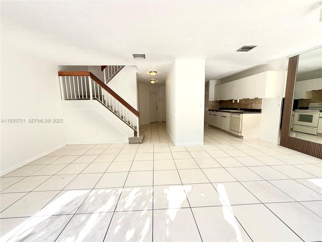 13922 SW 102nd Ln, Miami, FL 33186