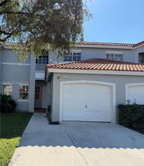 13922 SW 102nd Ln, Miami, FL 33186