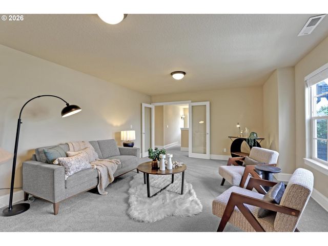 4574 Nw DRESDEN Pl, Portland, OR 97229