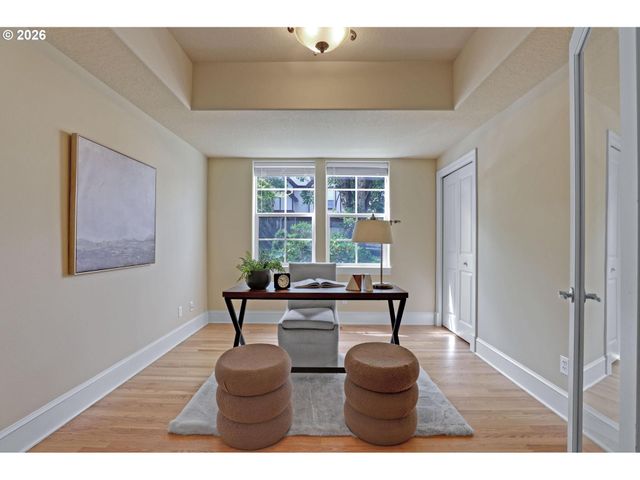 4574 Nw DRESDEN Pl, Portland, OR 97229