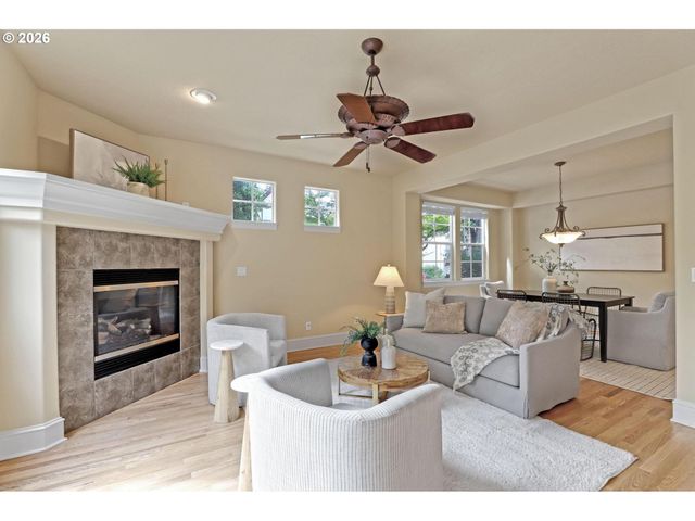 4574 Nw DRESDEN Pl, Portland, OR 97229