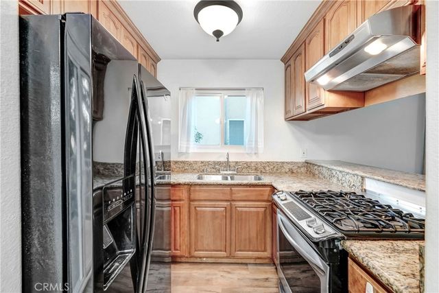 1637 E 5th Street 204, Long Beach, CA 90802