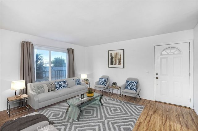 1637 E 5th Street 204, Long Beach, CA 90802