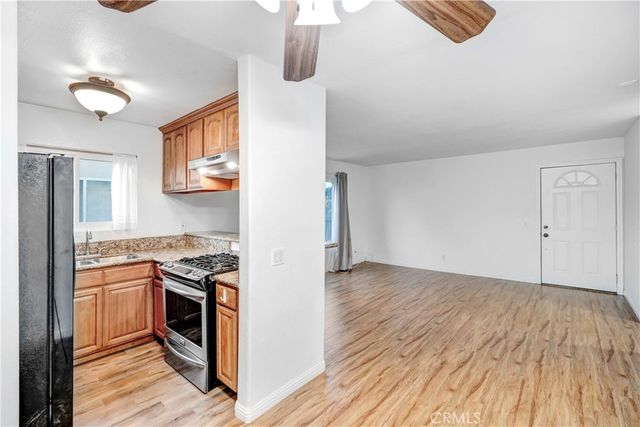 1637 E 5th Street 204, Long Beach, CA 90802