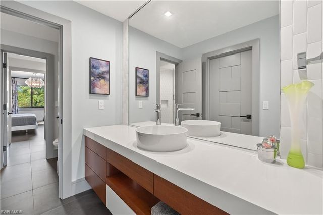 13792 Pine Villa LN, Fort Myers, FL 33912