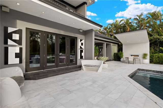 13792 Pine Villa LN, Fort Myers, FL 33912