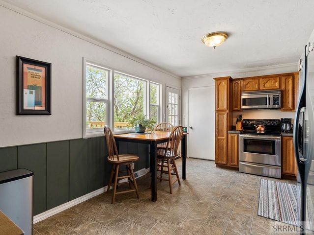 384 Skyline Drive, Pocatello, ID 83204