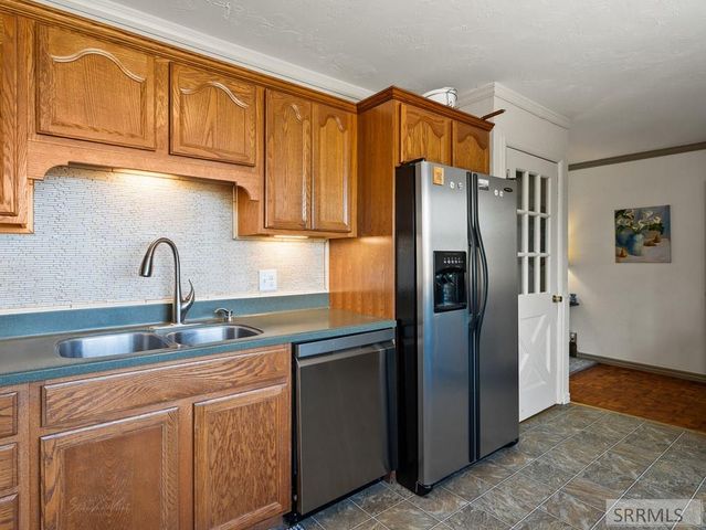 384 Skyline Drive, Pocatello, ID 83204