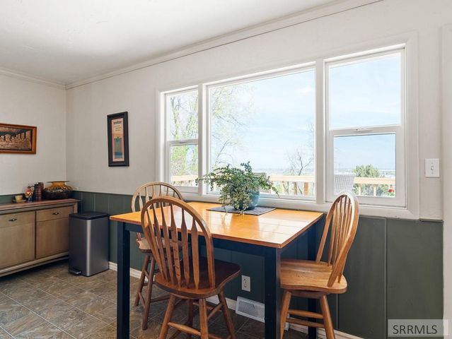 384 Skyline Drive, Pocatello, ID 83204