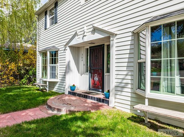 384 Skyline Drive, Pocatello, ID 83204