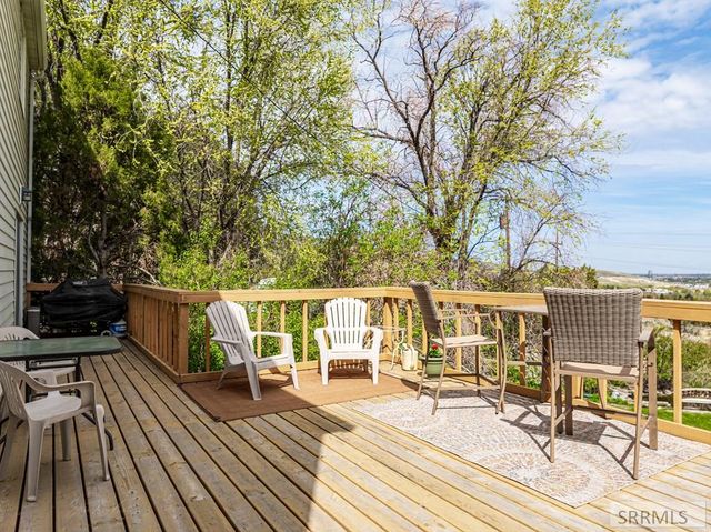 384 Skyline Drive, Pocatello, ID 83204