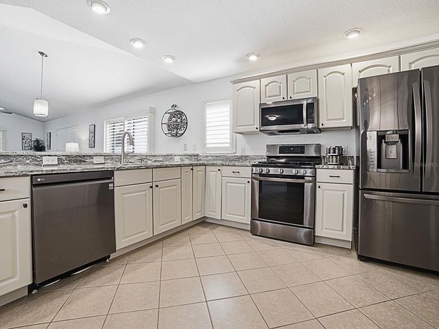 435 CARLISLE COURT, The Villages, FL 32162