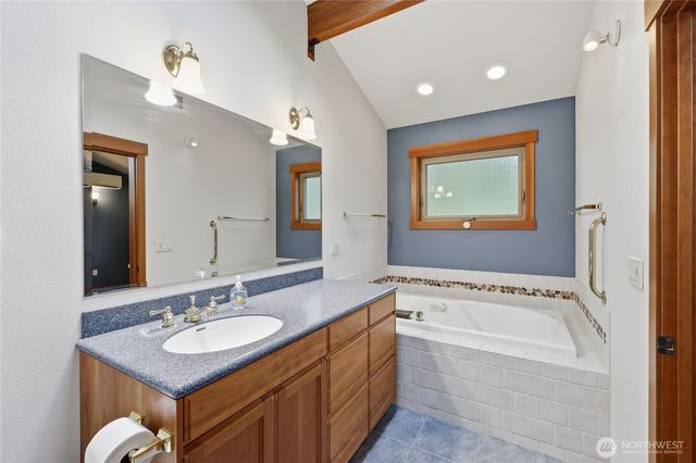 1993 Doe Run Road, Sequim, WA 98382