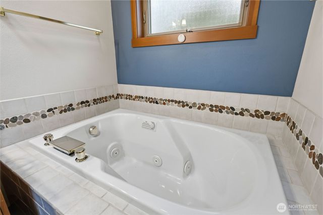 1993 Doe Run Road, Sequim, WA 98382