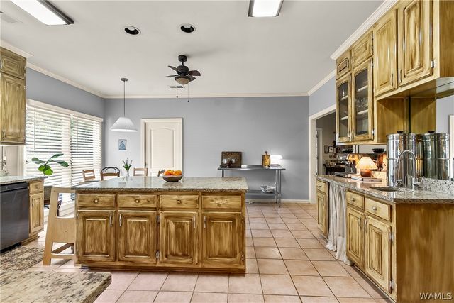 2513 Lakewood, Tuscaloosa, AL 35405