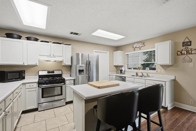 1751 STAR LIGHT CIR, Cedar Park, TX 78613