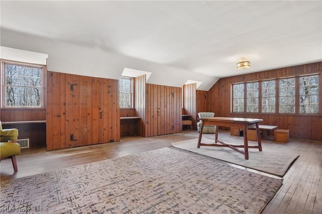 1322 Springhill Lane NE, Massillon, OH 44646