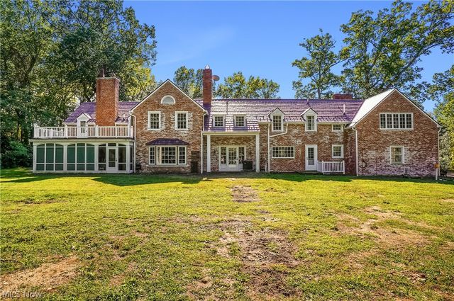 1322 Springhill Lane NE, Massillon, OH 44646