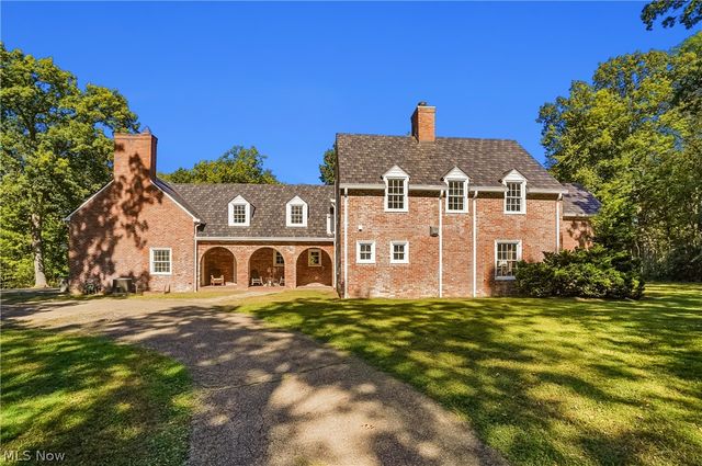 1322 Springhill Lane NE, Massillon, OH 44646