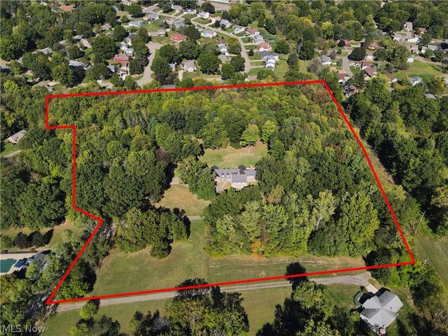 1322 Springhill Lane NE, Massillon, OH 44646