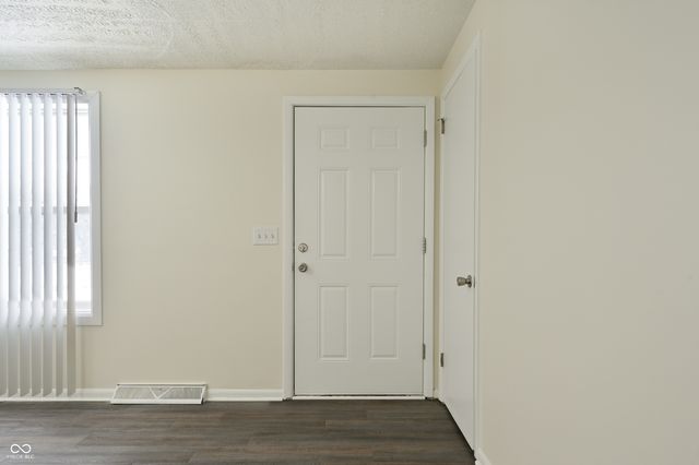 991 Hugo Street, Indianapolis, IN 46229