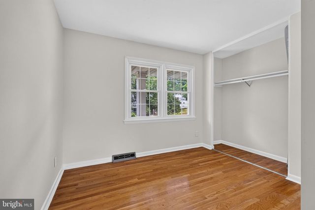 7203 LONGBRANCH DR, New Carrollton, MD 20784
