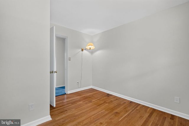 7203 LONGBRANCH DR, New Carrollton, MD 20784