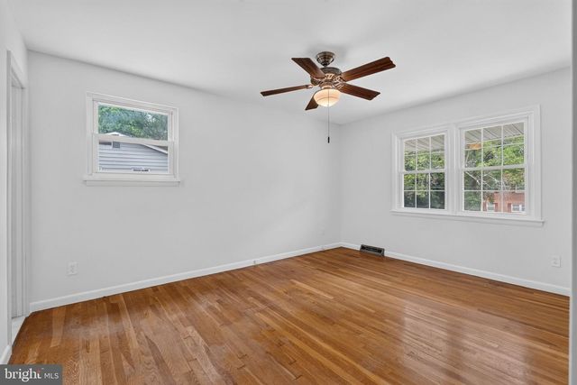7203 LONGBRANCH DR, New Carrollton, MD 20784
