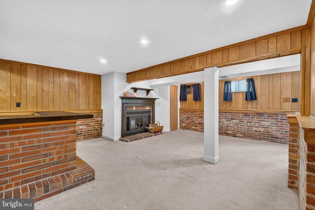 7203 LONGBRANCH DR, New Carrollton, MD 20784
