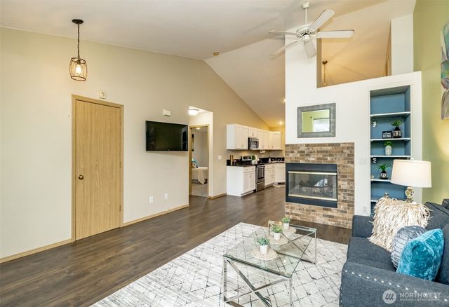 3303 18th Street Pl SW, Puyallup, WA 98373