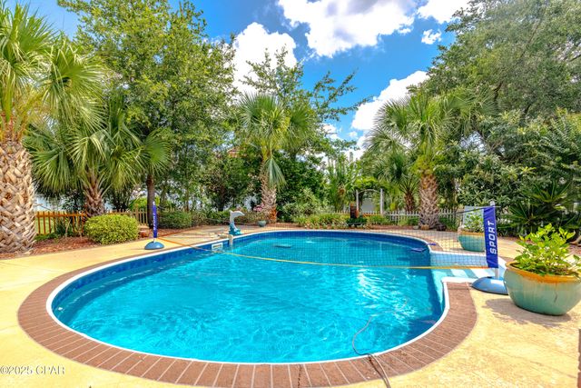 400 W 2nd Street, Lynn Haven, FL 32444