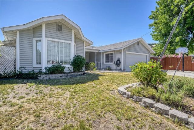 421 Lake Street, Clearlake Oaks, CA 95423