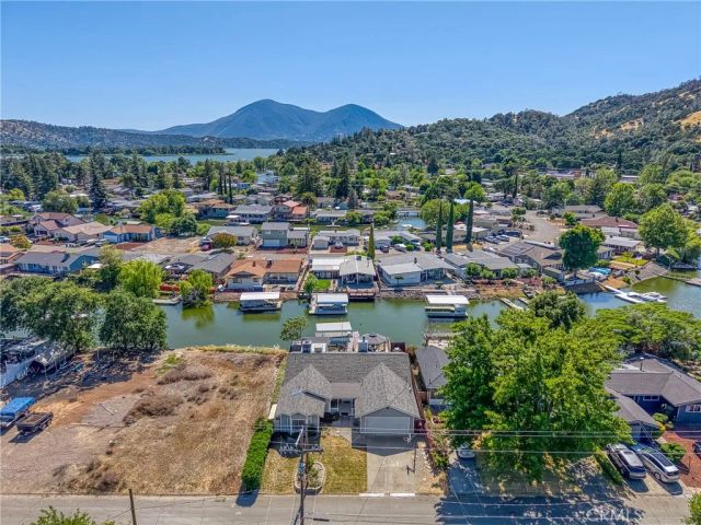 421 Lake Street, Clearlake Oaks, CA 95423