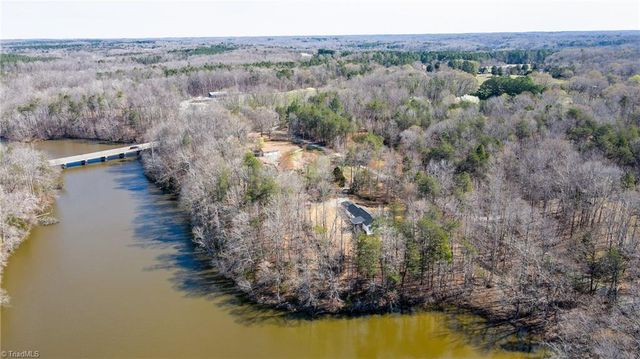 1268 Quaker Lake Trail, Burlington, NC 27217