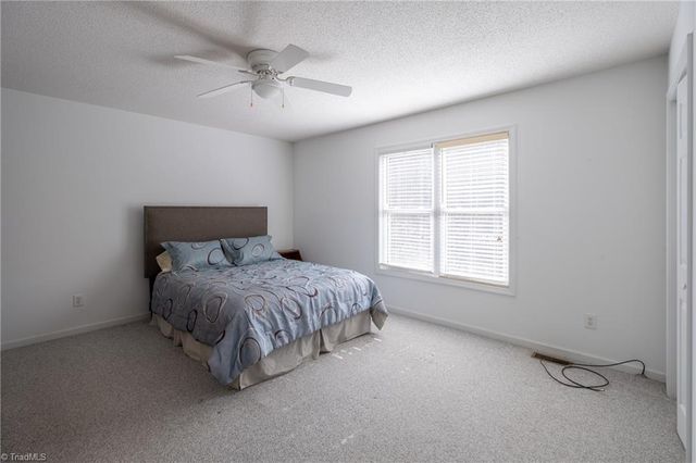 1268 Quaker Lake Trail, Burlington, NC 27217