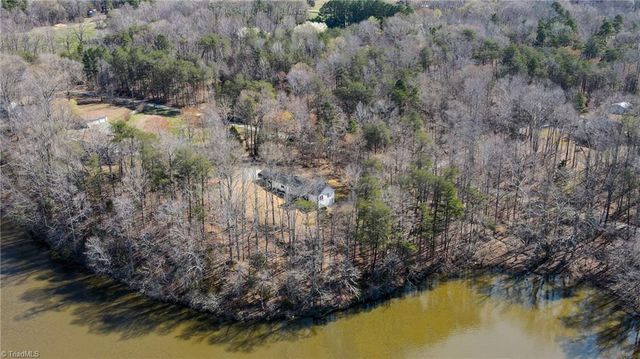 1268 Quaker Lake Trail, Burlington, NC 27217