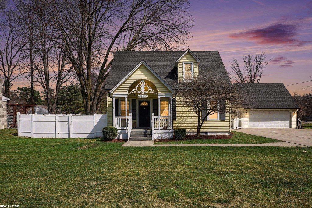 37810 Lanse Creuse Street, Harrison Twp, MI 48045
