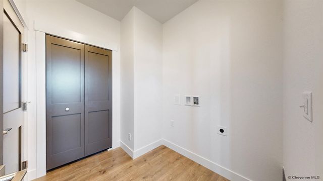 7935 GOLDEN BELL TRL, Cheyenne, WY 82001